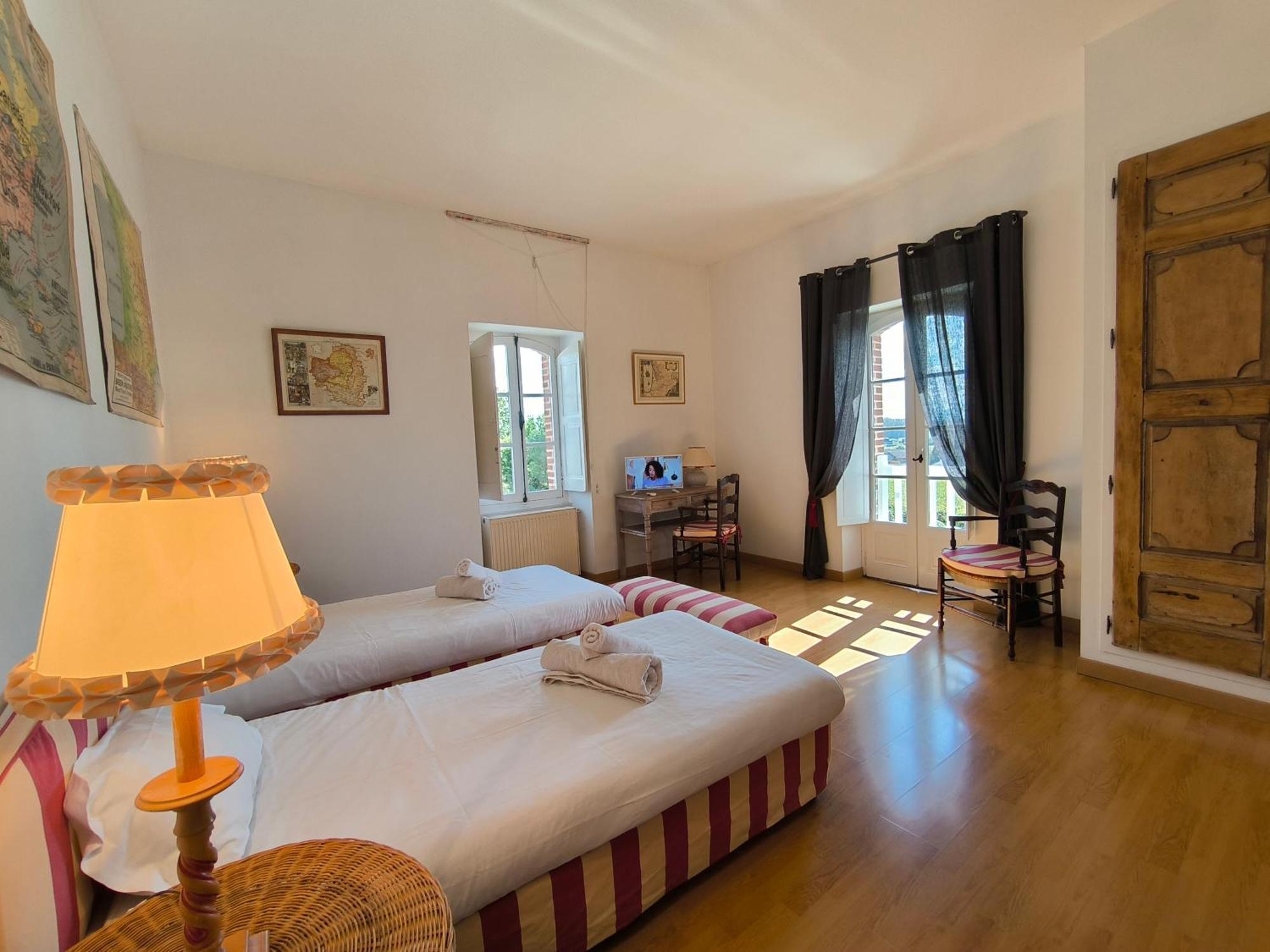 Le Peyret Apartment Serres-Castet Exterior foto